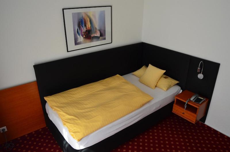 Hotel Schwert image