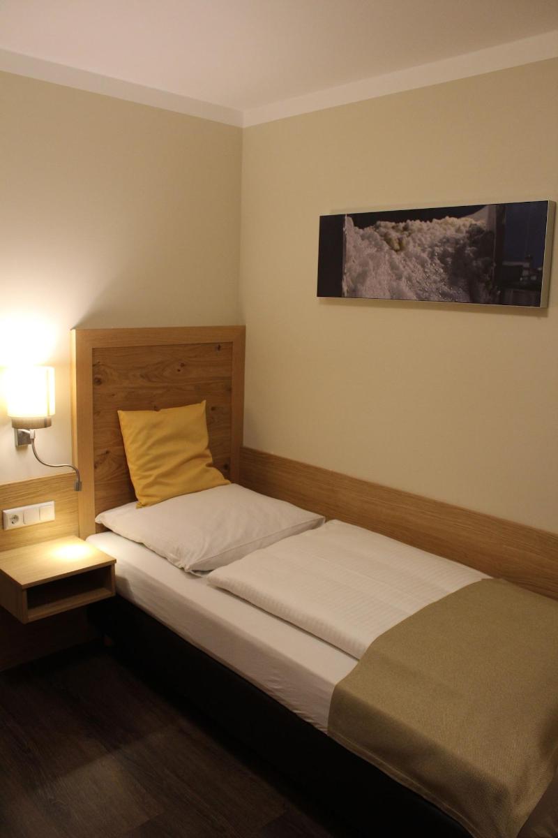 Hotel Brauereigasthof Amberger image