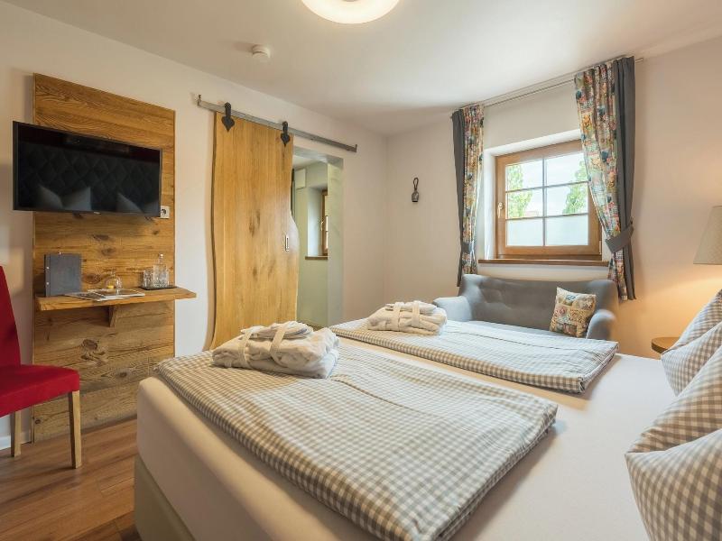 Landgasthof & Hotel beim Lipp image