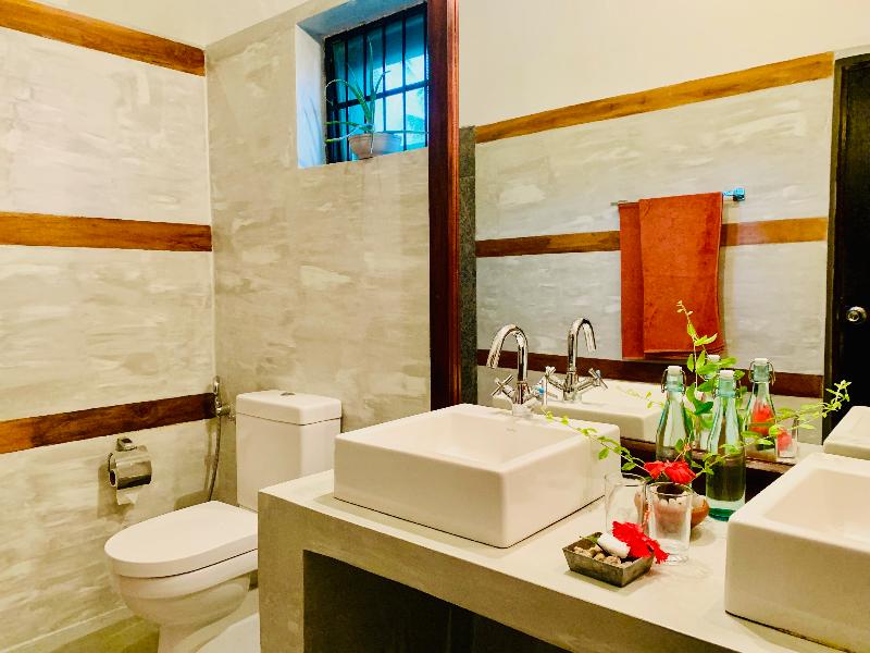 Suite Lanka image