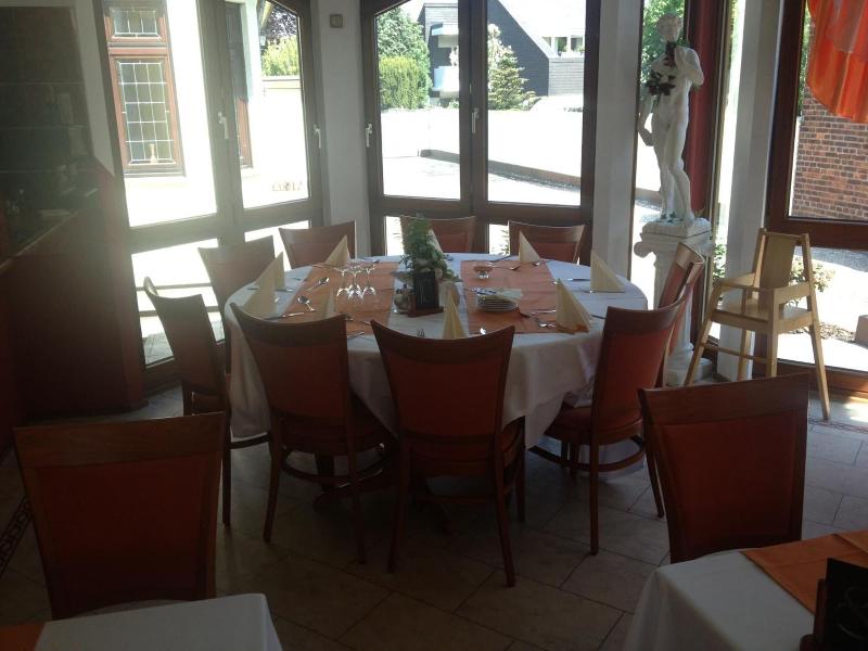 Hotel Restaurant Flora image