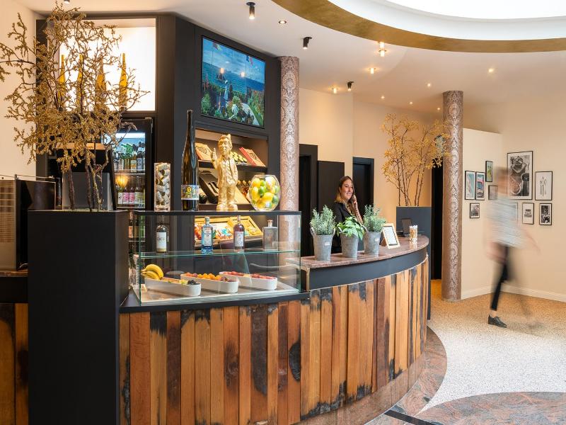 Parkhotel Landau image