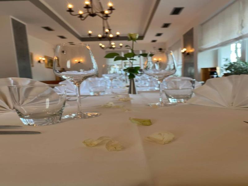 Hotel Restaurant Cala Luna image