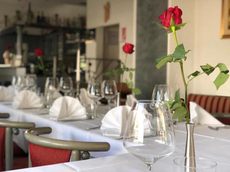 Hotel Restaurant Cala Luna image