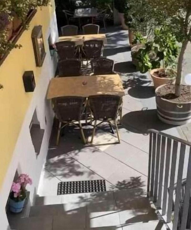 Hotel Restaurant Cala Luna image