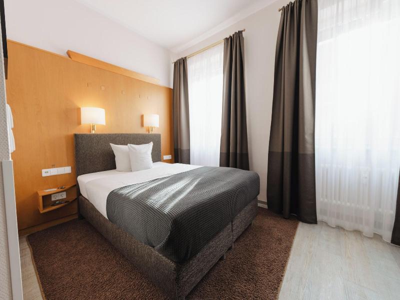 Hotel Kaiserhof image
