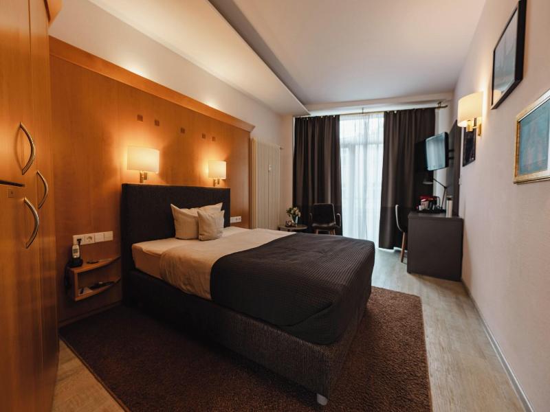 Hotel Kaiserhof image