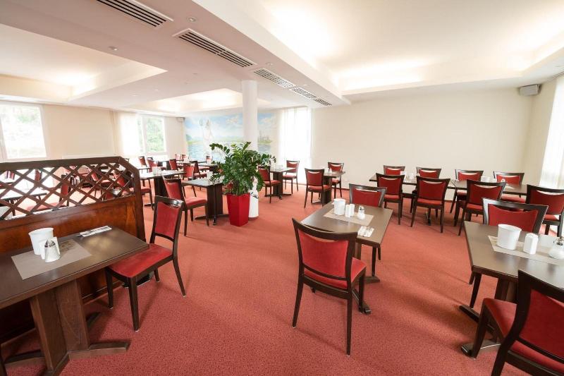Hotel Restaurant Vater Rhein image