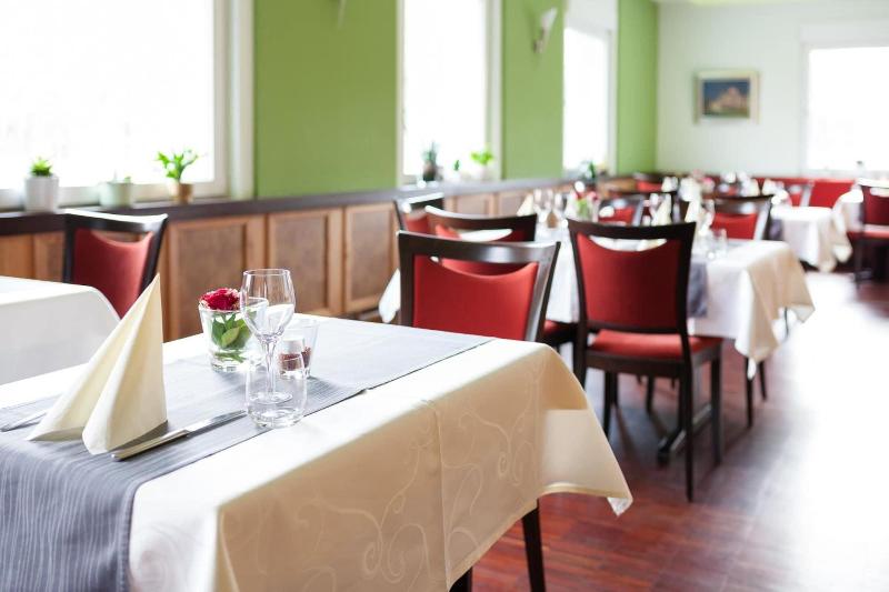 Hotel Restaurant Vater Rhein image
