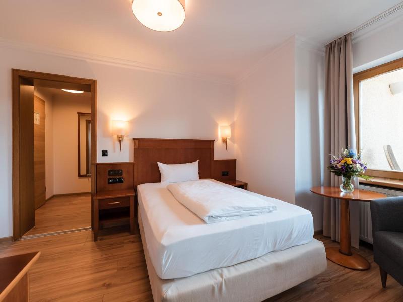 Posthotel Rattenberg image