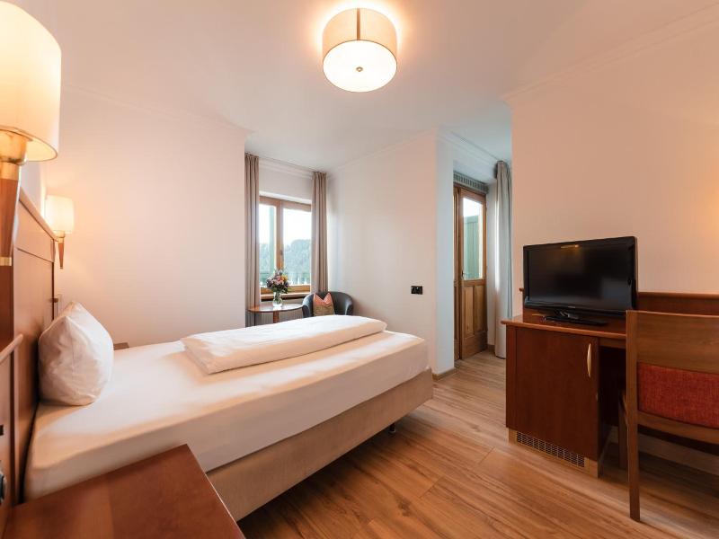 Posthotel Rattenberg image