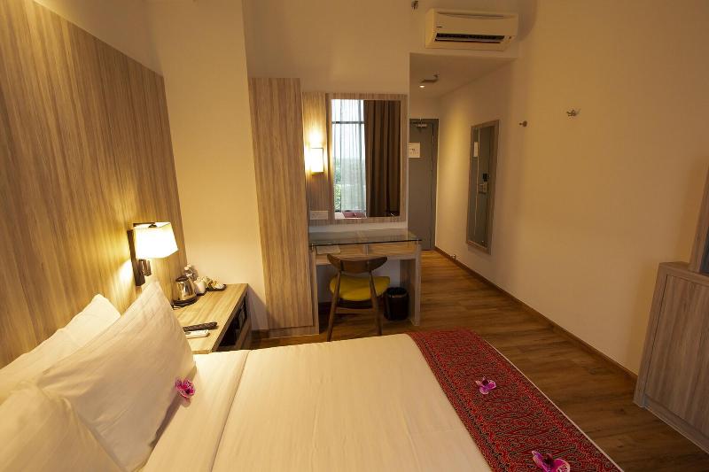 AZ Hotel & Serviced Apartments image