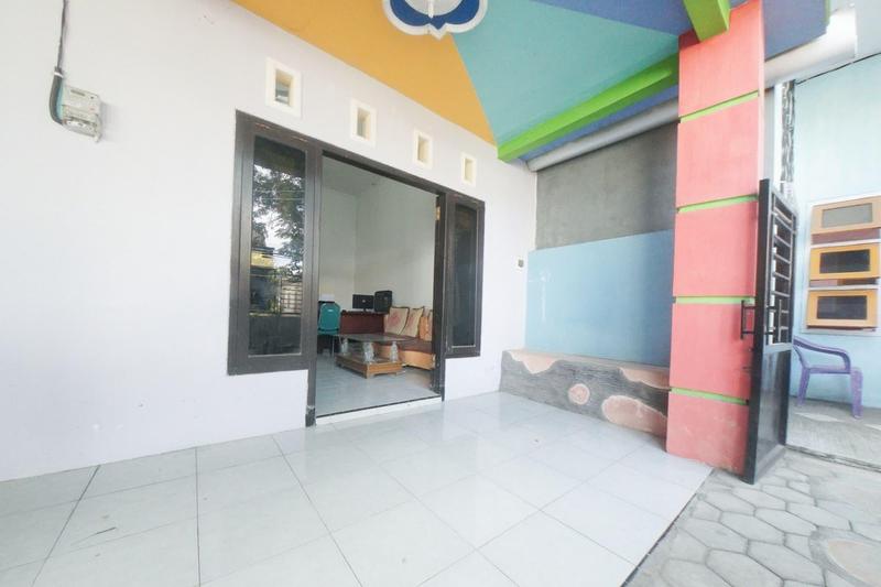 Formerly Reddoorz Syariah Mall Roxy Banyuwangi 2 image