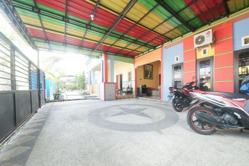 Formerly Reddoorz Syariah Mall Roxy Banyuwangi 2 image