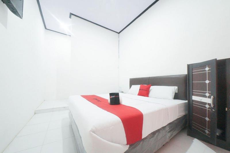 Formerly Reddoorz Syariah Mall Roxy Banyuwangi 2 image