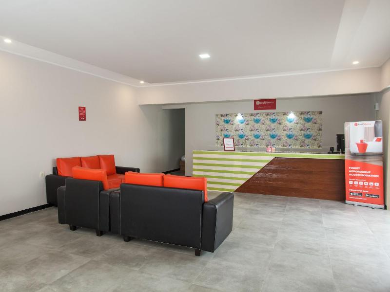 Reddoorz Plus Near Banyuwangi Airport