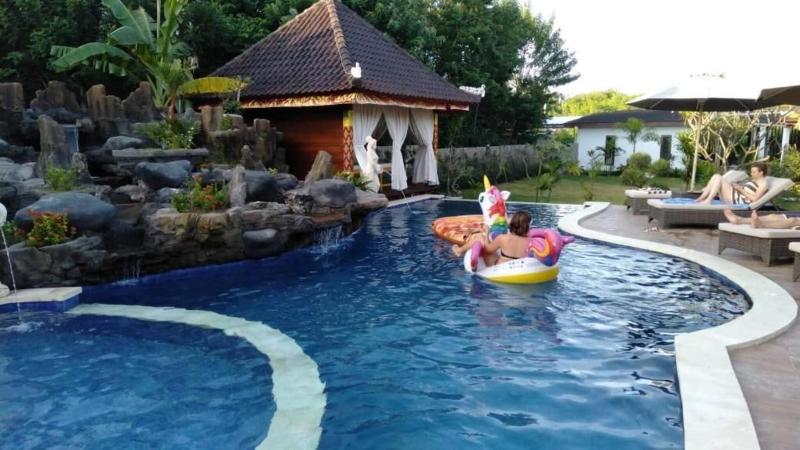 Mamamia Island Villa image