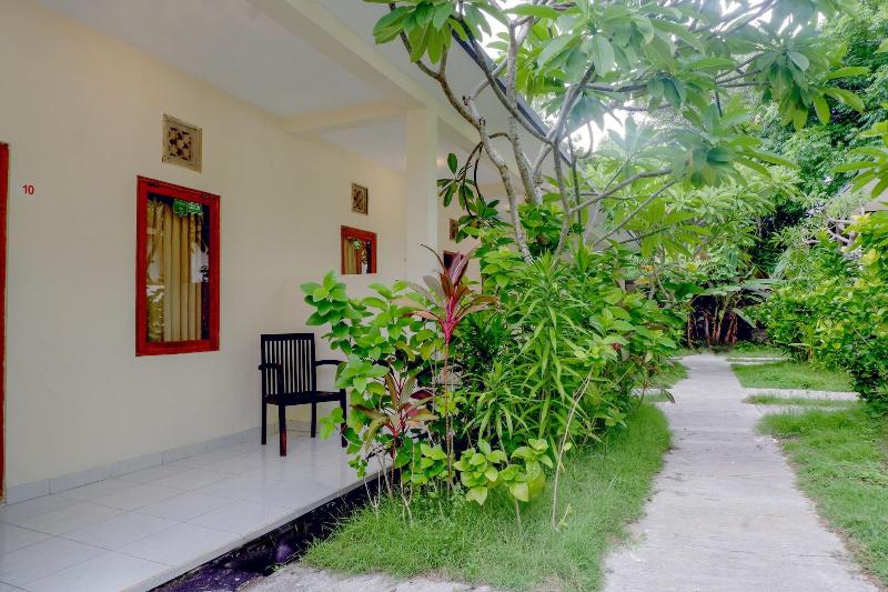 Oyo 2521 Uluwatu Cahya Guest House — photo 5