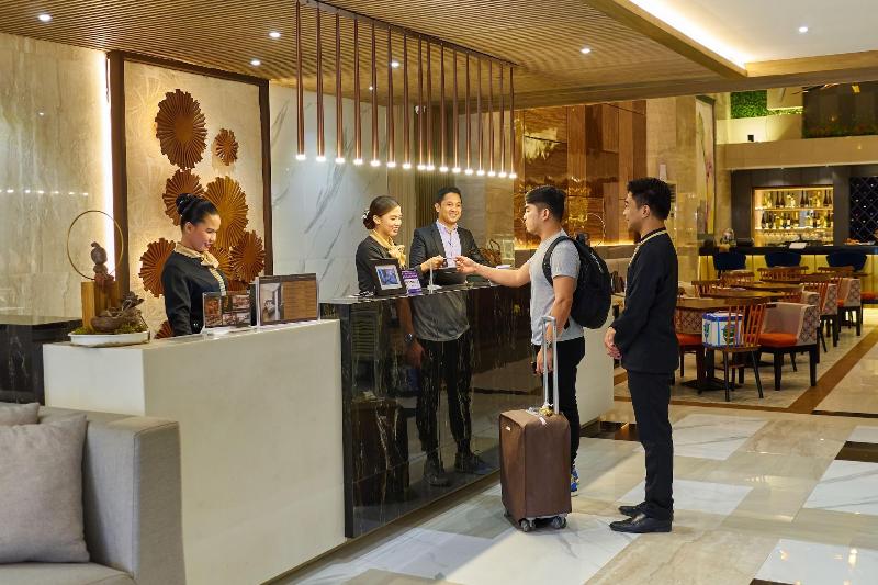 J7 Hotel Iloilo image
