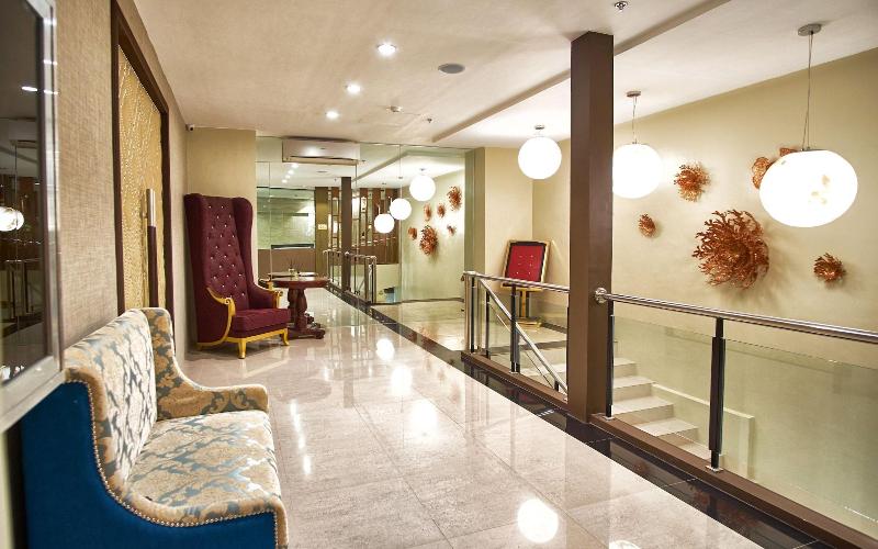 J7 Hotel Iloilo image
