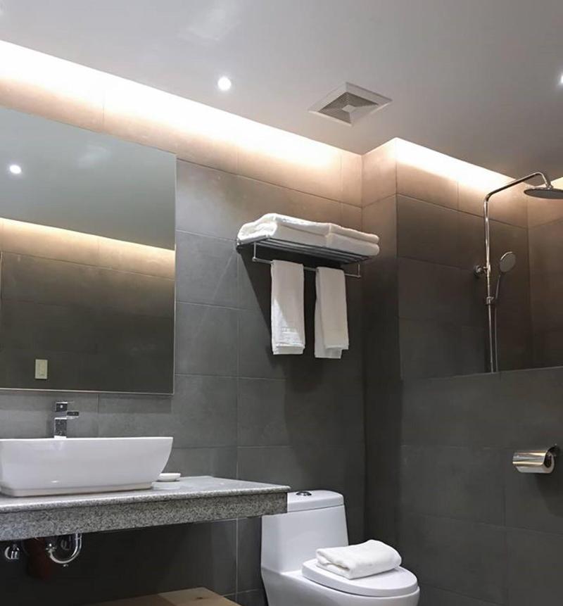 J7 Hotel Iloilo image