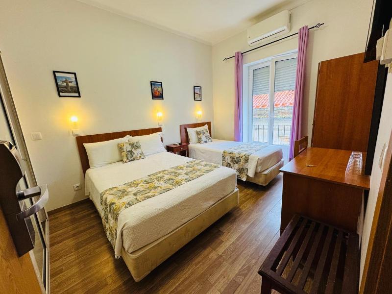 Pensao Residencial Camoes image