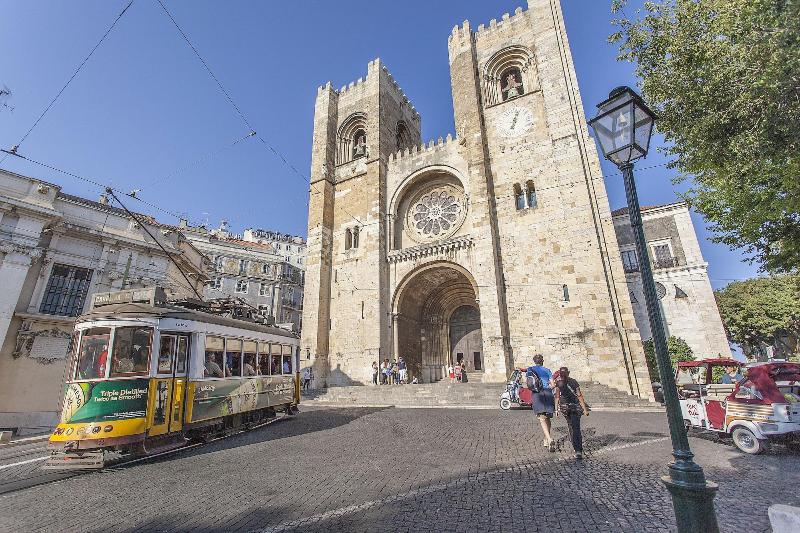 Emporium Lisbon Suites image