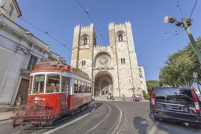 Emporium Lisbon Suites image
