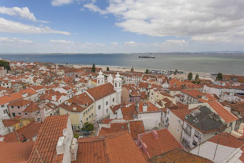 Emporium Lisbon Suites image