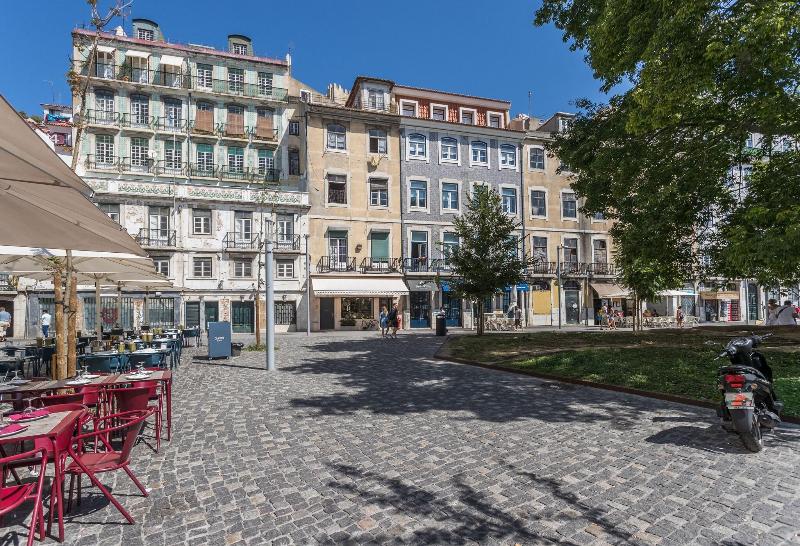Emporium Lisbon Suites image