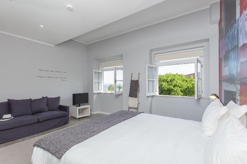 Emporium Lisbon Suites image