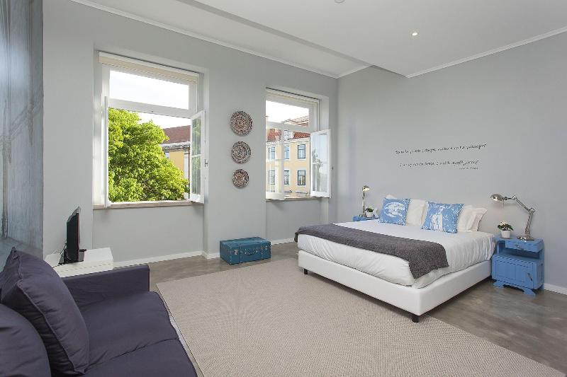 Emporium Lisbon Suites image