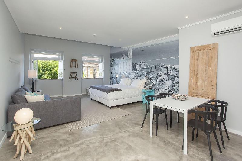 Emporium Lisbon Suites image