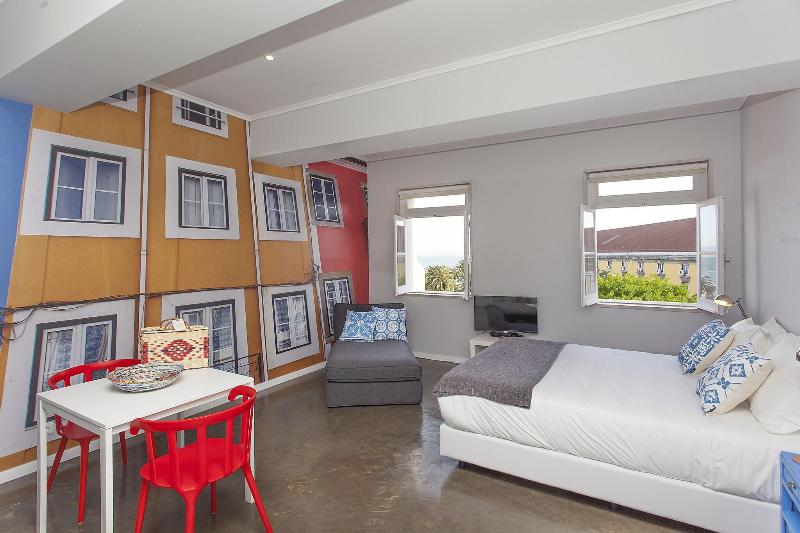 Emporium Lisbon Suites image