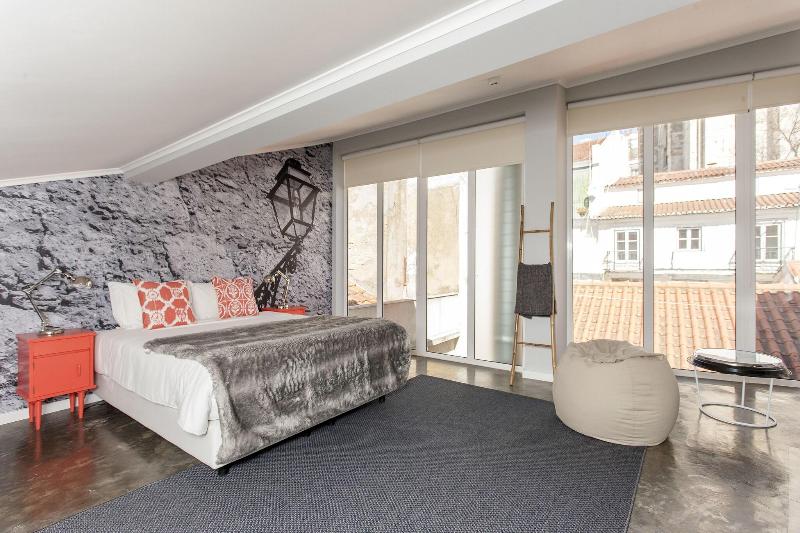 Emporium Lisbon Suites image