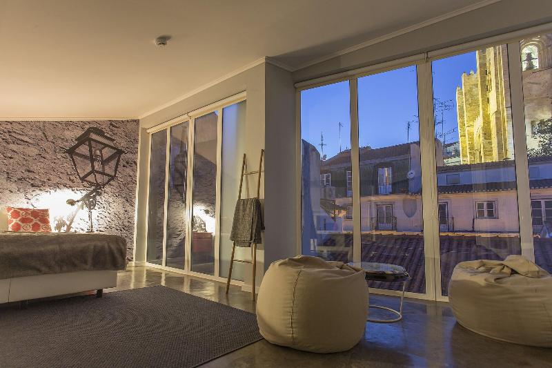 Emporium Lisbon Suites image