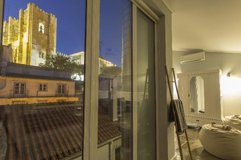 Emporium Lisbon Suites image