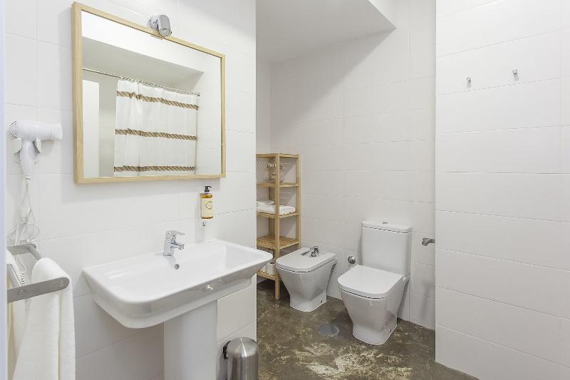 Emporium Lisbon Suites image