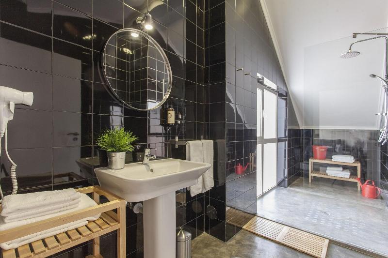 Emporium Lisbon Suites image