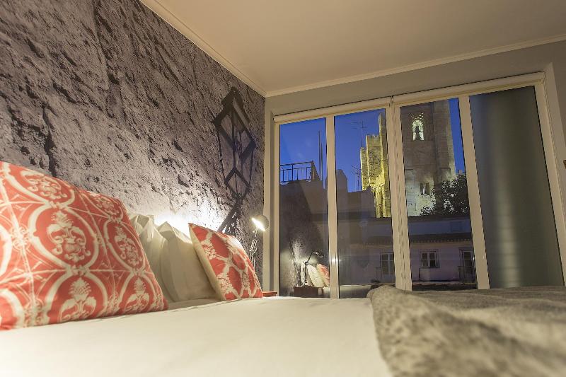 Emporium Lisbon Suites image