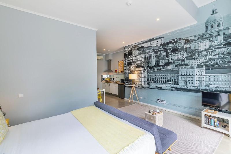 Emporium Lisbon Suites image