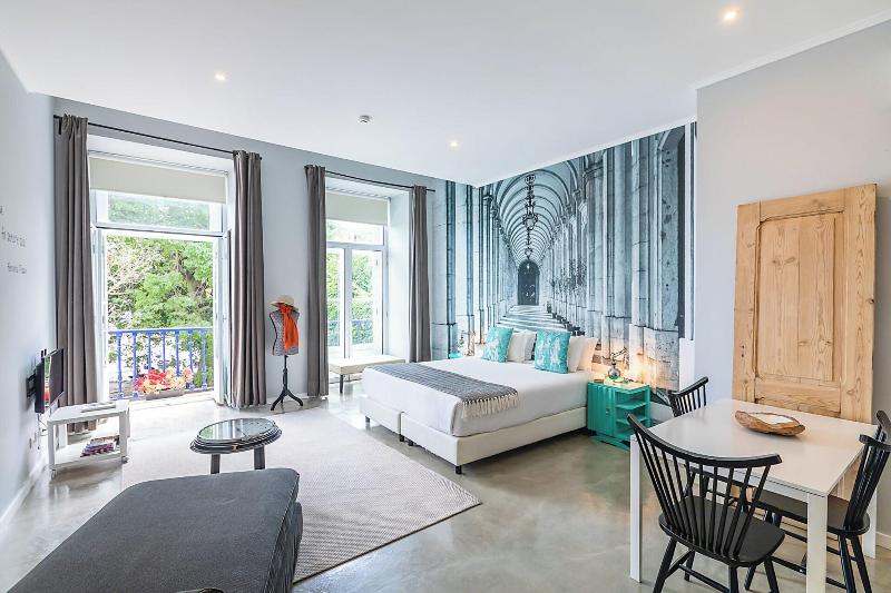 Emporium Lisbon Suites image