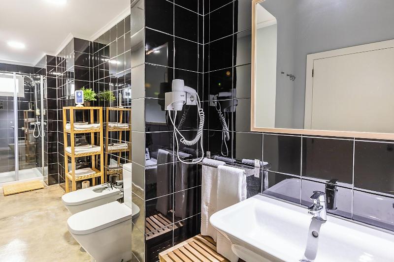 Emporium Lisbon Suites image