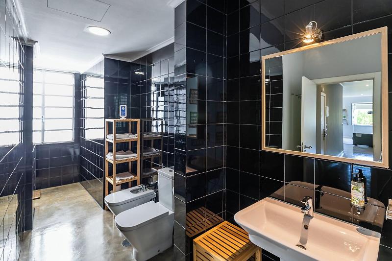 Emporium Lisbon Suites image