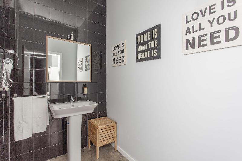 Emporium Lisbon Suites image