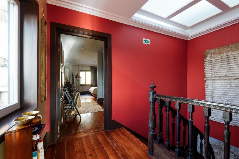 M Maison Particulière Porto image