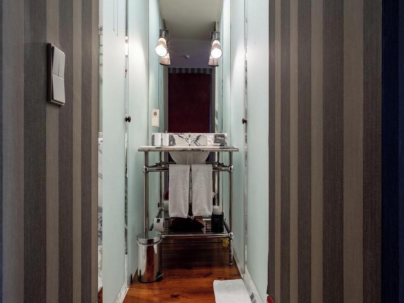 M Maison Particulière Porto image