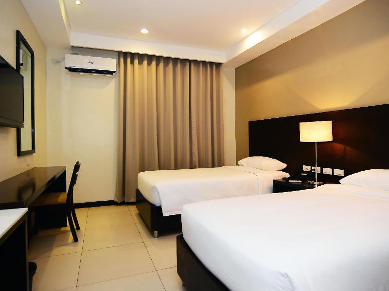 Ever O Business Hotel image