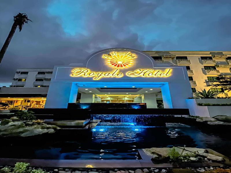 East Asia Royale Hotel image