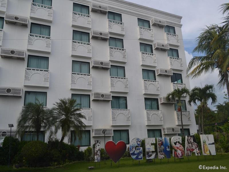East Asia Royale Hotel image